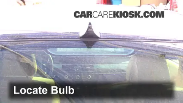 2007 BMW 525i 3.0L 6 Cyl. Éclairage Feu de freinage central (remplacer l'ampoule)